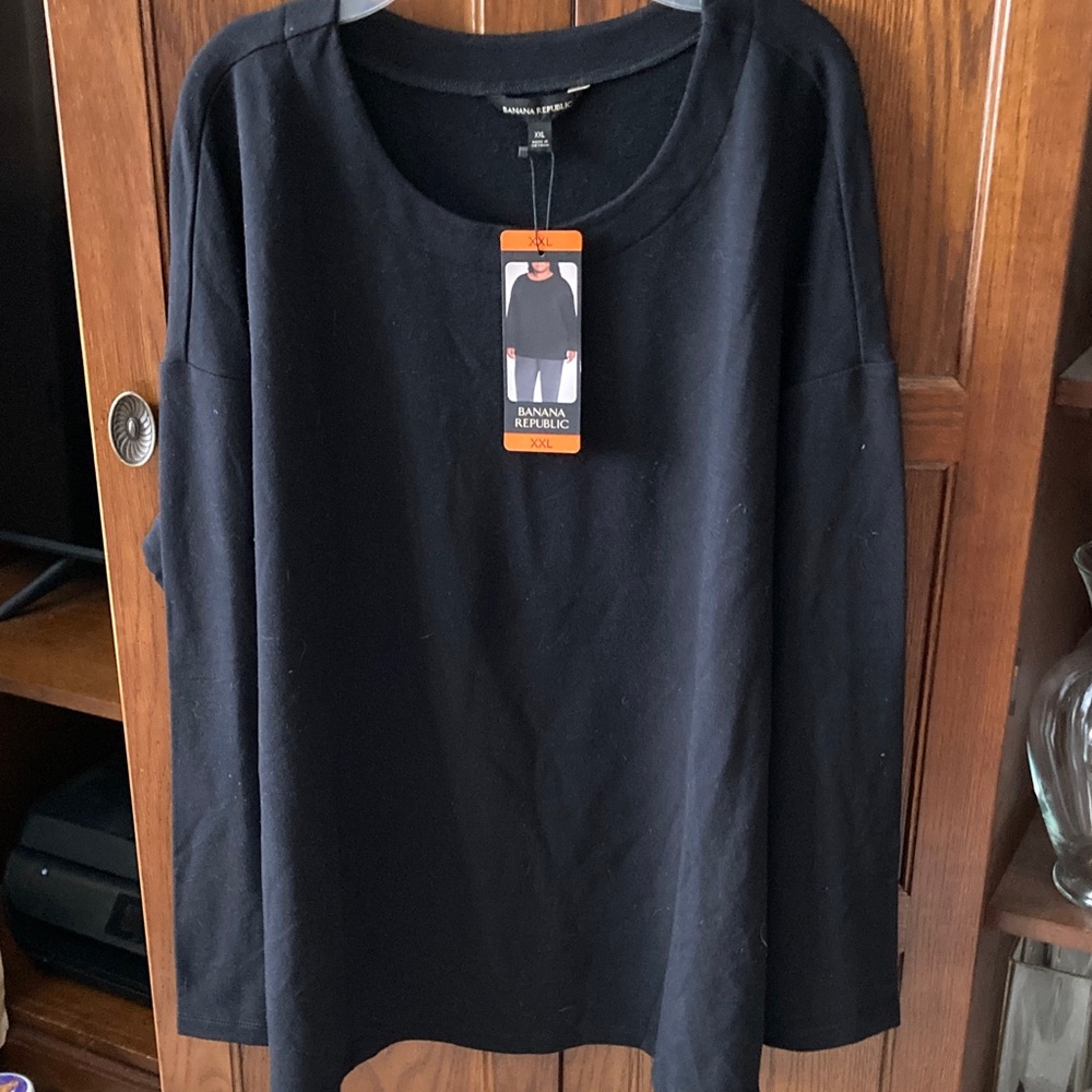 Banana Republic Classic Black Top